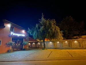 Pierogarnia Złote Jabłko zewnątrz